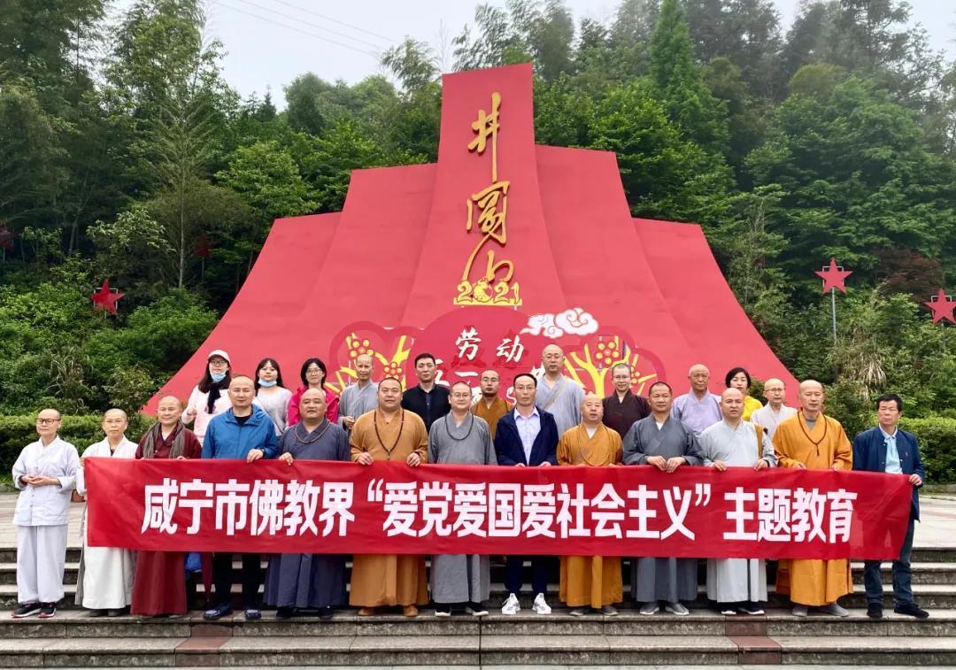 如果购买了社保五险，自己生孩子或者辞职有失业险补贴吗？